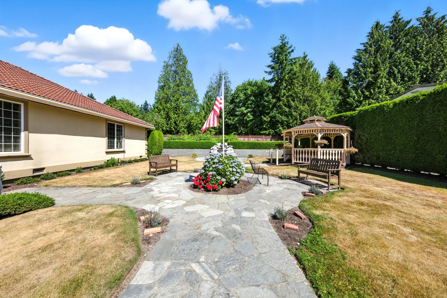 Bothell garden and gazebo